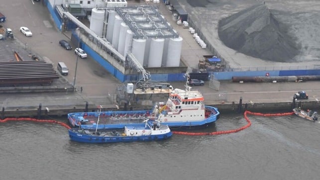 oil spill Cuxhaven Germany