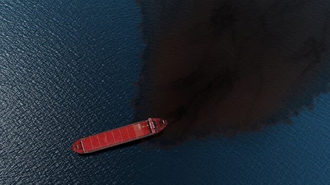 oil pollution from ship