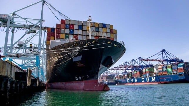 Container ships LA