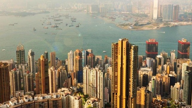 Hong Kong permits ships to provision and bunker