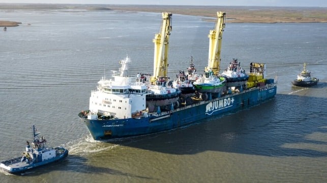 electric tug arriving Antwerp