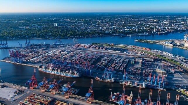 Read more about the article MSC Containerships uses shore power in Hamburg as the port expands its capacity