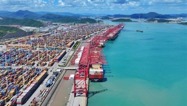 Chinese container port