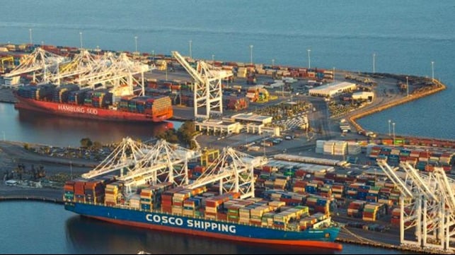 Record vessel backlog at Southern California ports