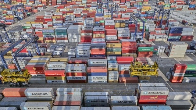 container freight rates at record highs