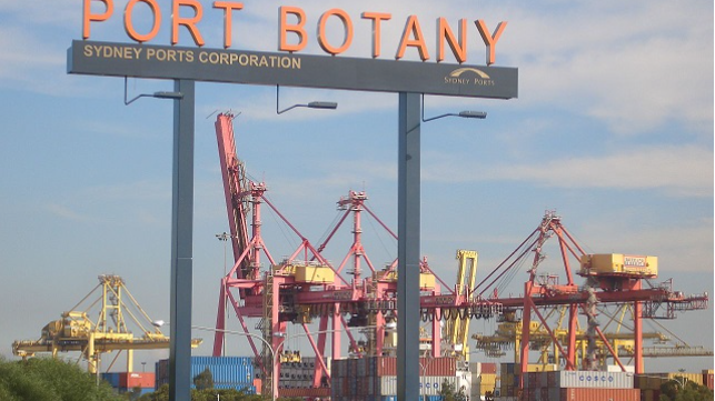 union announces it will end action against Australia's container terminal operator