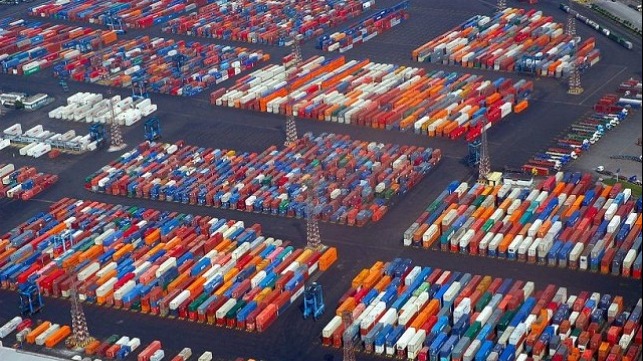 container shipment delays and congestion