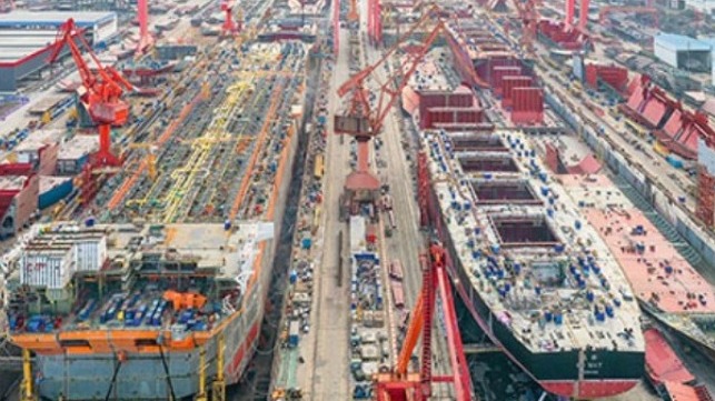 global shipbuilding order book rises in 2021