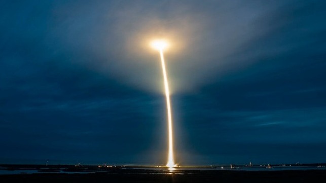 SpaceX launch rocket