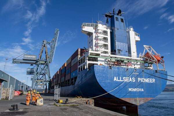 First Direct China-Scotland Containers Arrive Providing Niche Route  