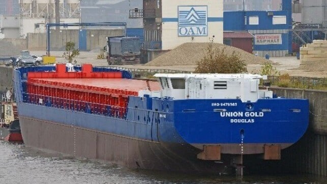 Amadeus Gold, seen here under her former name, Union Gold (file image courtesy Hafen Hamburg / Dietmar Hasenpusch)