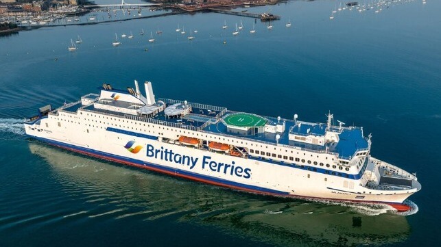 CMA CGM invests in ferry company