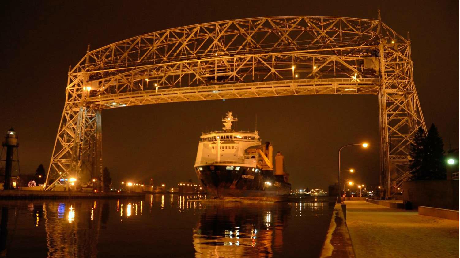 Ship under Duluth?s Aerial Bridge
