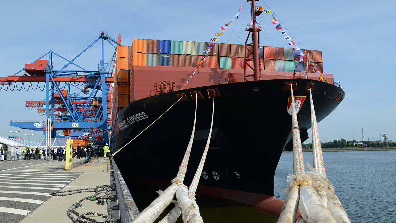 Hapag-Lloyd container ship