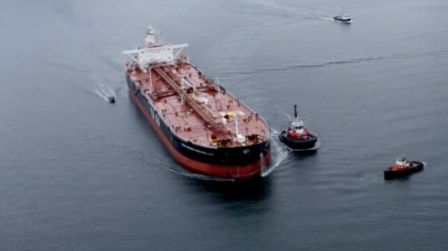 Tanker claimed by Iran moves to Piraeus, Greece anchorage