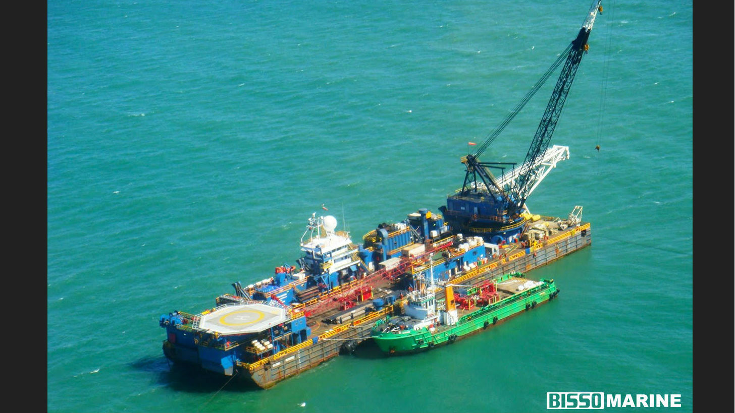 bisso marine pipelay vessel derrick