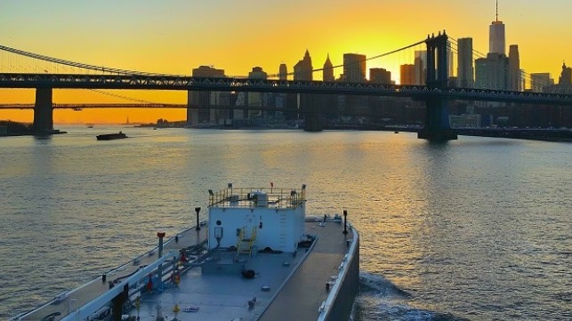 Tug DR. MILTON WANER with Barge HMS 2605 resupplying diesel to terminal in New York Harbor. (Credit: Brian Moore)