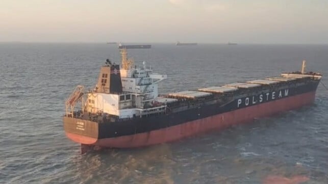 bulker anchored