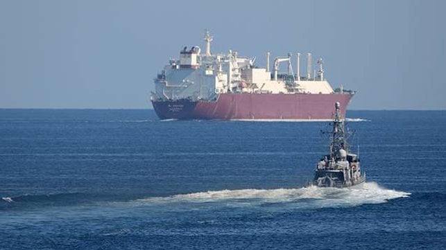 gas carrier Strait of Hormuz