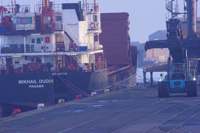 uranium shipment loaded in France