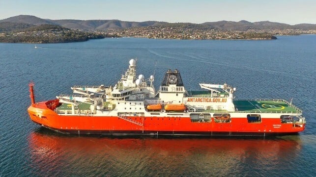 Australian icebreaker returns after repairs