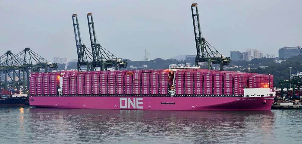 giant containership loaded with record 22,000 boxes