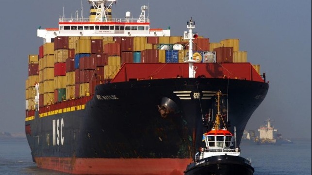 Container Lines Battle Shippers Over Bunker Surcharges