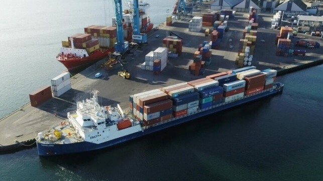 carrying containers on shortsea cargo ships 