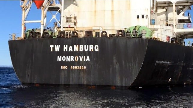 Australia banned a bulker for 12 months due to crew wage and welfare issues