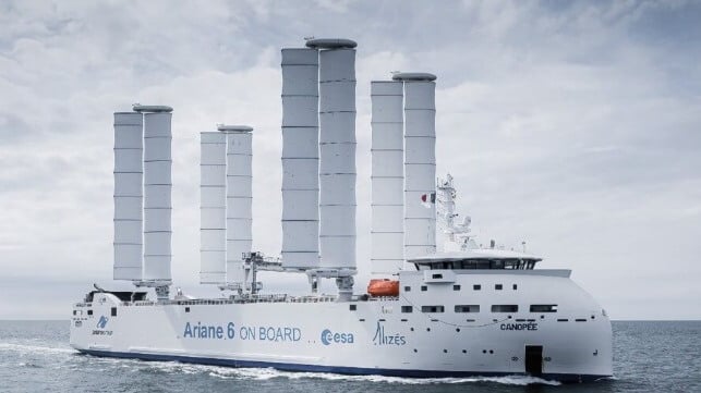 sail cargo ship