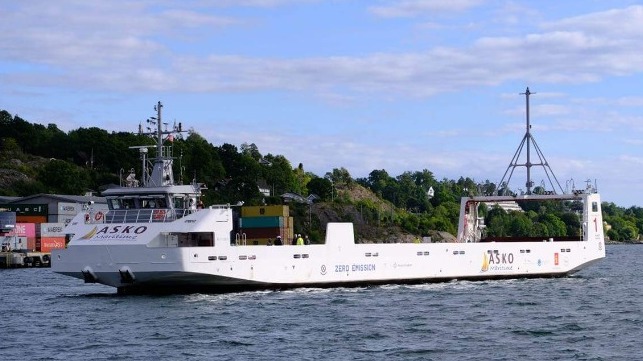 ferry de fret électrique autonome