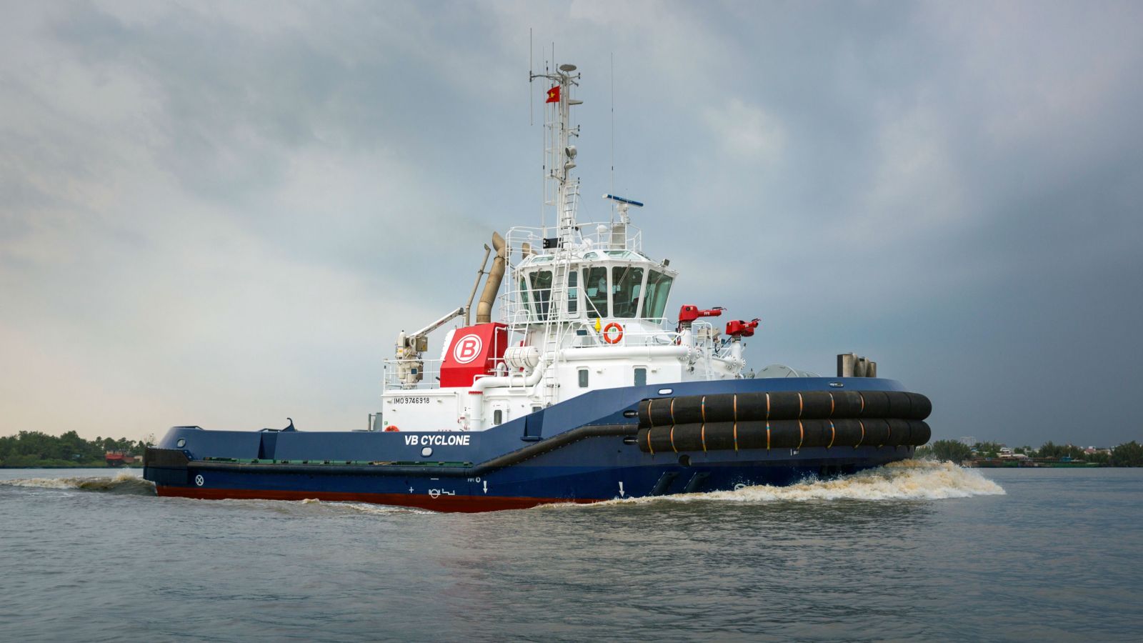 Boluda France Takes Delivery of Two PIRIOU Tugs