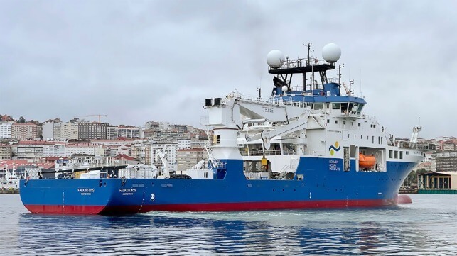 research vessel Falkor (too)