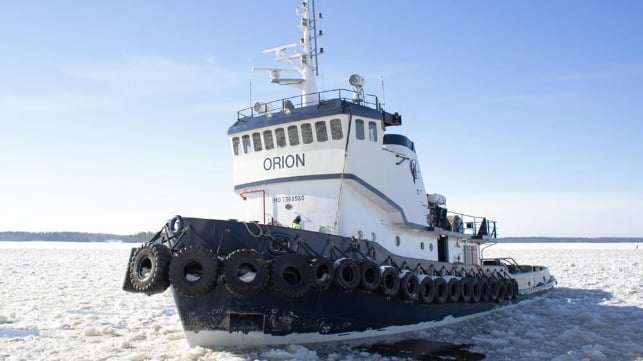 tug in ice Finland