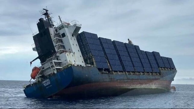 containership sinking