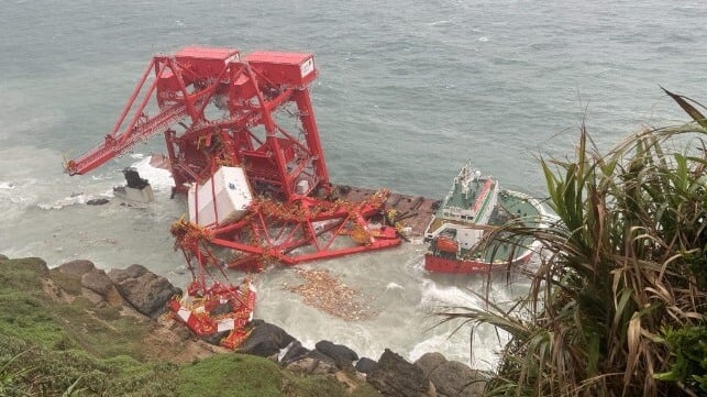 heavy lift vessel aground