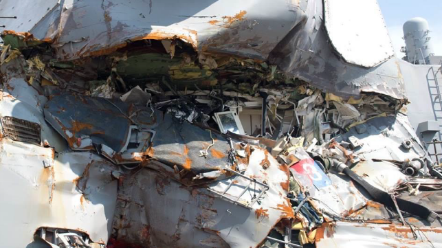 USS Fitzgerald damage