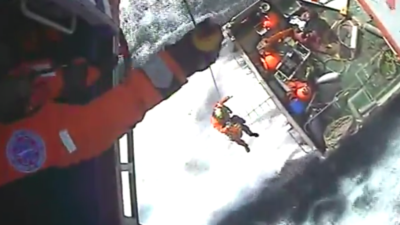 Video: Cylinder Explosion Injures Two on Dive Boat