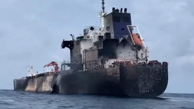 35 days after the incident with Chinese VLCC, the unloading of the Hafnia Nile is underway