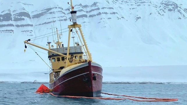 tour boat aground