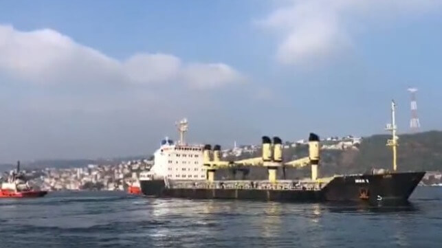 bulker aground in Bosphorus