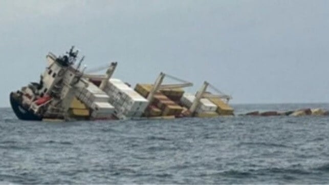 wreck MSC containership