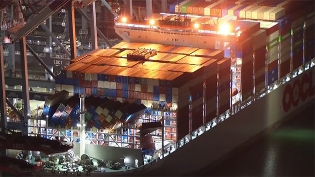 stack collapse on containership