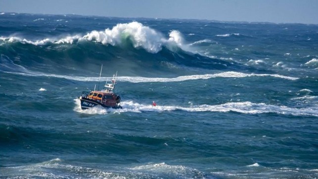 wave action RNLI