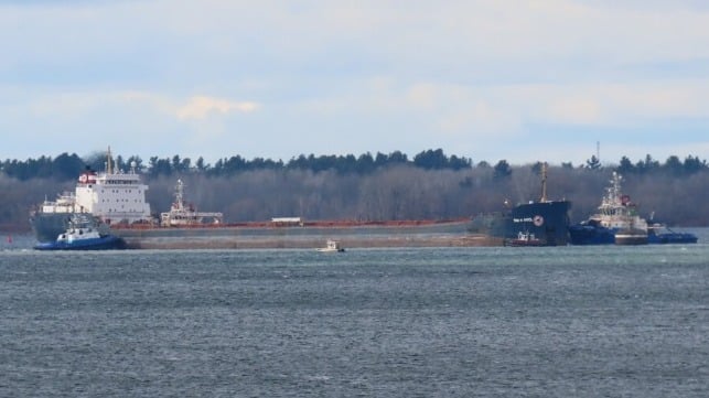 grounded bulker St. Lawrence River