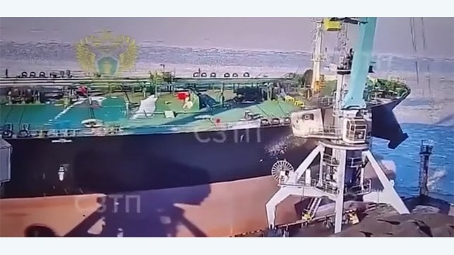 tanker hitting port crane