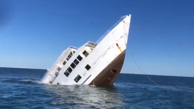 Video Small Cruise Ship Sunk As Artificial Reef Off Delaware