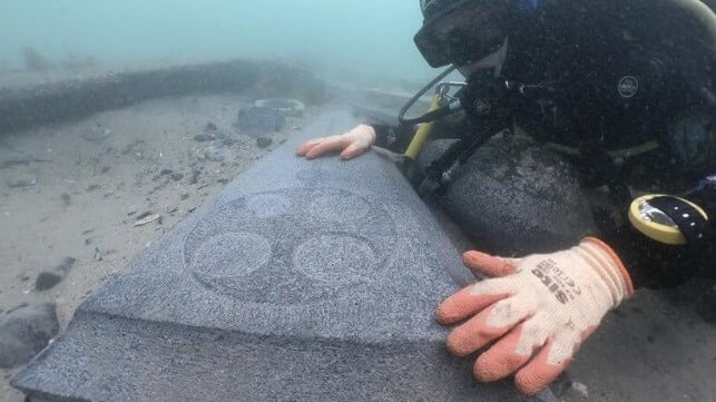 https://maritime-executive.com/media/images/article/Photos/Wreckage_Salvage/mortar_wreck-gravestone-bournemoutn-university.116f28.jpg