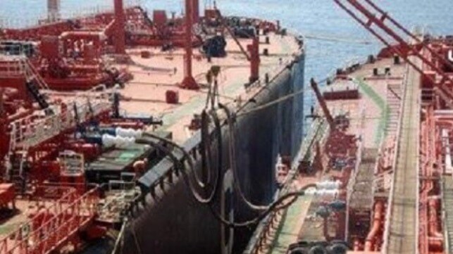 STS transfer between two tankers