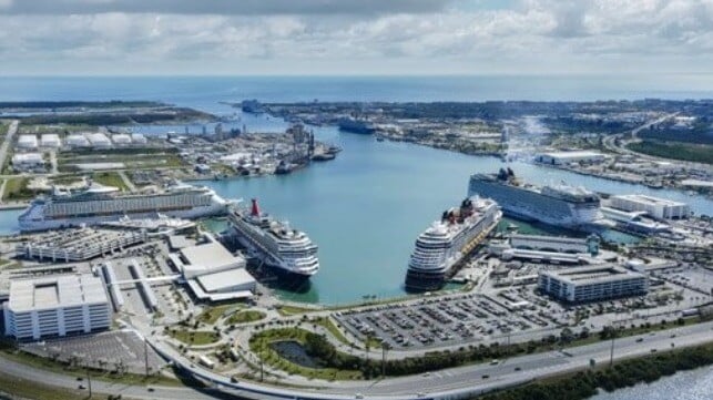 cruise ships in Port Canaveral